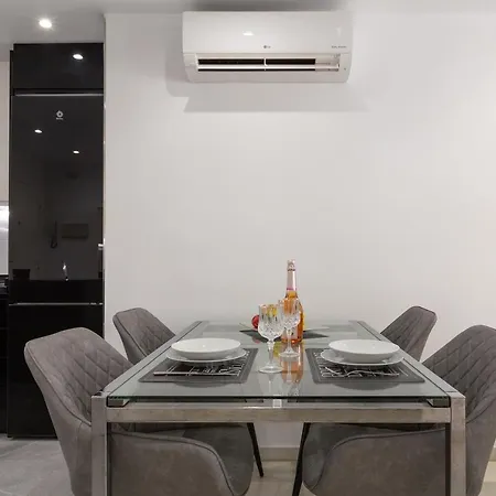 Apartment Apartamento La Victoria Malaga